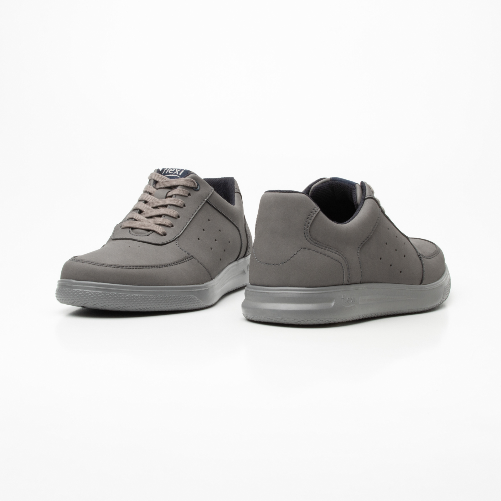 Sneaker Urbano Flexi para Hombre con Suela Extra Ligera Estilo 401209 Gris